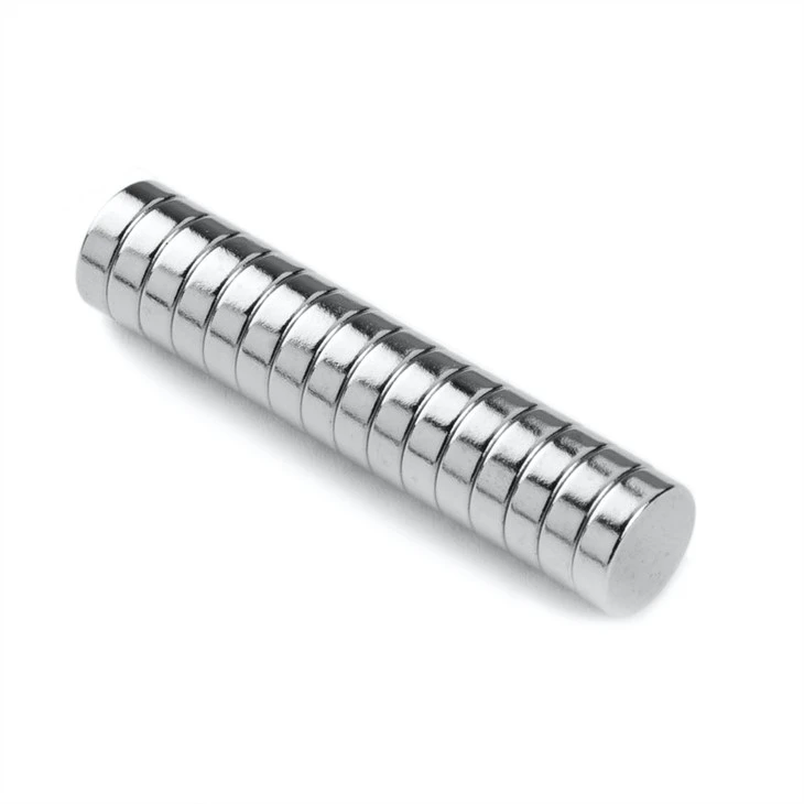 Neodimski magnet 12 x 3 mm